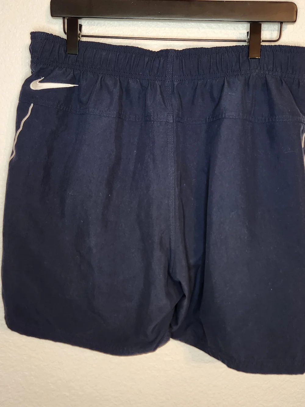 Vintage Nike Mens L Faded Travis Scott Big Swoosh Above Knee Lined Cargo Shorts